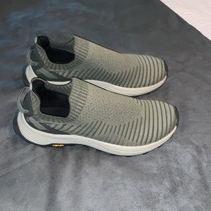 Ladies Merrell Vibram Shoes. Size 11 Medium.Worn Once. Almost New!